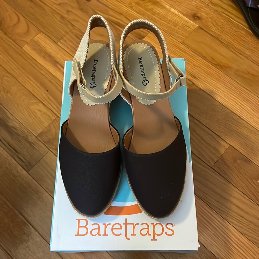 Baretraps Ocean Sandals Never Worn